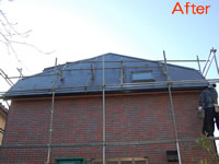 天窓のあるコロニアル屋根塗装後