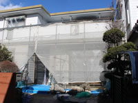 塗装のための足場とシート養生